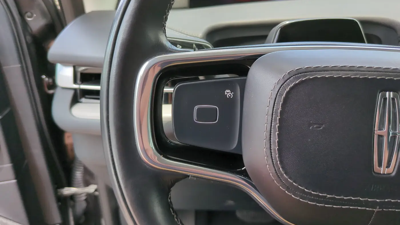 2025 Lincoln Navigator L Reserve