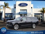 2025 Navigator L Thumbnail 2
