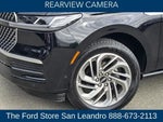 2025 Navigator L Thumbnail 10