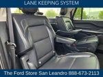 2025 Navigator L Thumbnail 12