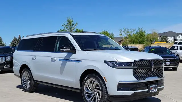 Preowned 2025 Lincoln Navigator L Reserve for Sale