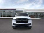 2026 Navigator L Thumbnail 3