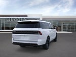 2026 Navigator L Thumbnail 4