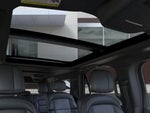2026 Navigator L Thumbnail 11
