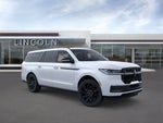 2026 Navigator L Thumbnail 16