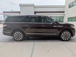 2023 Navigator L Thumbnail 8