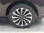 2023 Navigator L Thumbnail 10