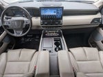 2023 Navigator L Thumbnail 16
