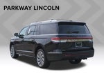 2023 Navigator L Thumbnail 5