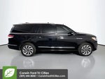 2023 Navigator L Thumbnail 26