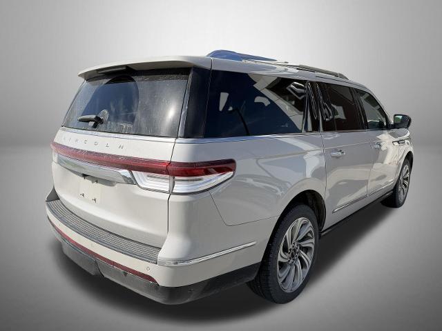 2023 Lincoln Navigator - $58,550