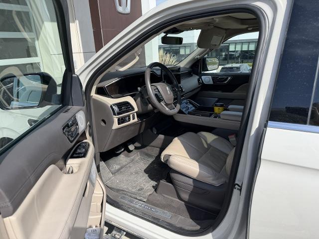 2023 Lincoln Navigator - $58,550