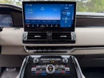 2024 Navigator L Thumbnail 14