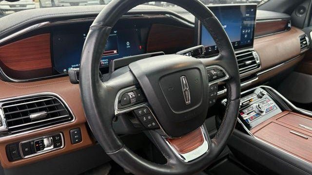 2024 Lincoln Navigator L Reserve