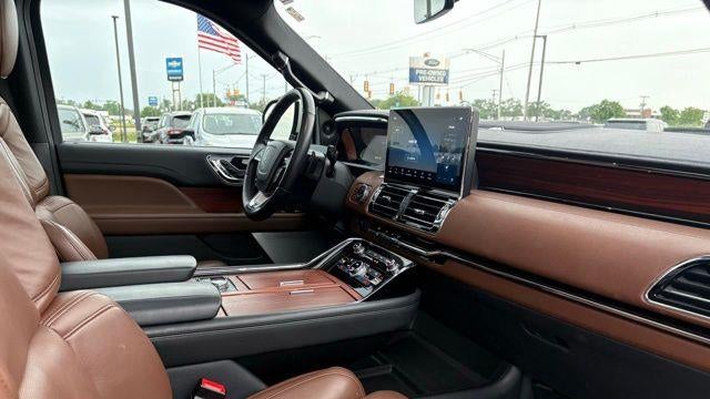 2024 Lincoln Navigator L Reserve