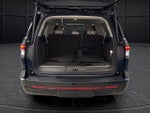 2024 Navigator L Thumbnail 16