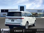 2024 Navigator L Thumbnail 3