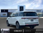 2024 Navigator L Thumbnail 4