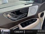 2024 Navigator L Thumbnail 12