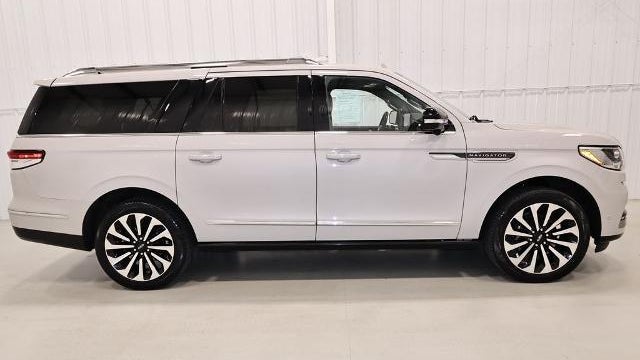 2024 Lincoln Navigator L Reserve