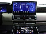2024 Navigator L Thumbnail 22