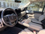 2024 Navigator L Thumbnail 9