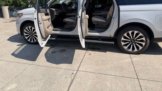 2024 Lincoln Navigator L Reserve