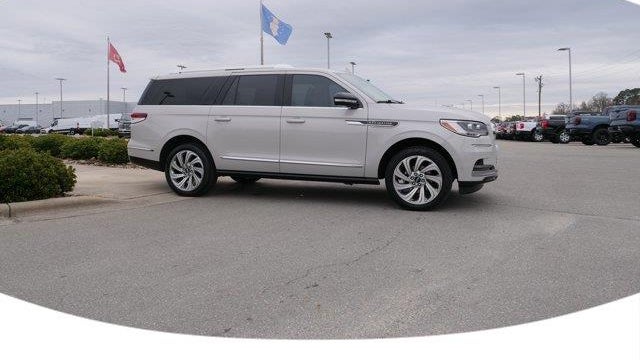 2024 Lincoln Navigator L Reserve