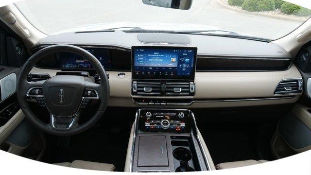 2024 Lincoln Navigator L Reserve