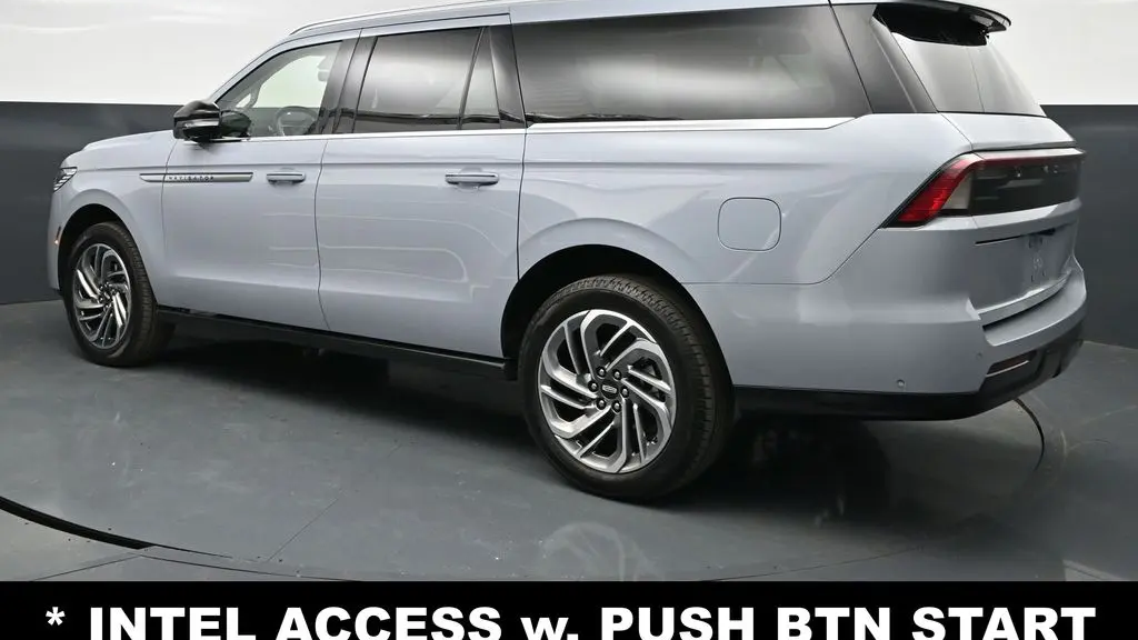 2025 Lincoln Navigator L Reserve