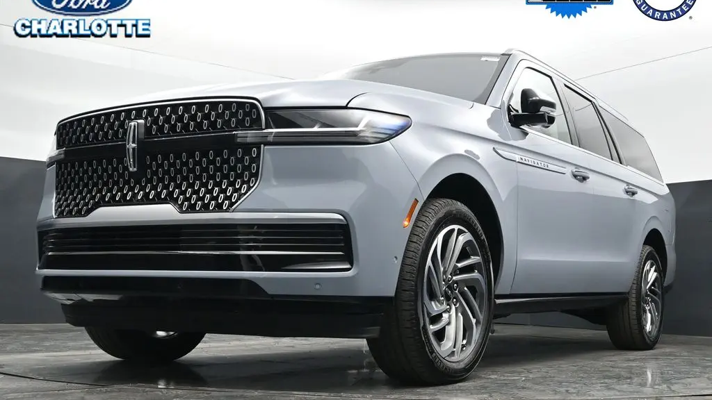 2025 Lincoln Navigator L Reserve
