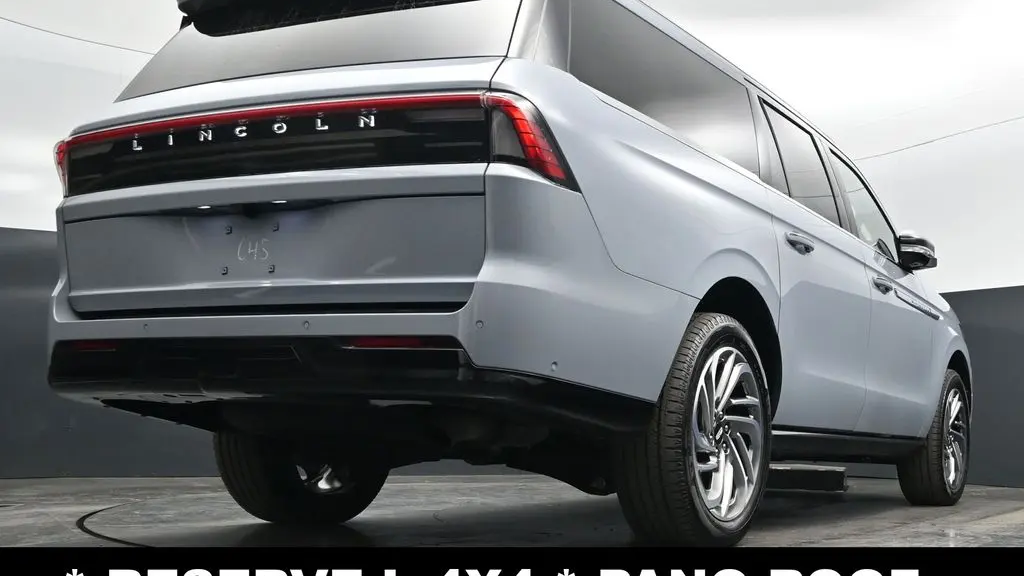 2025 Lincoln Navigator L Reserve