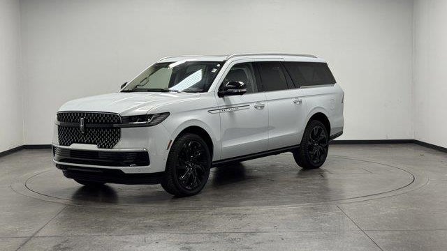 2025 Lincoln Navigator L Reserve