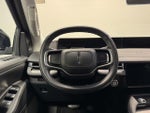2025 Navigator L Thumbnail 22