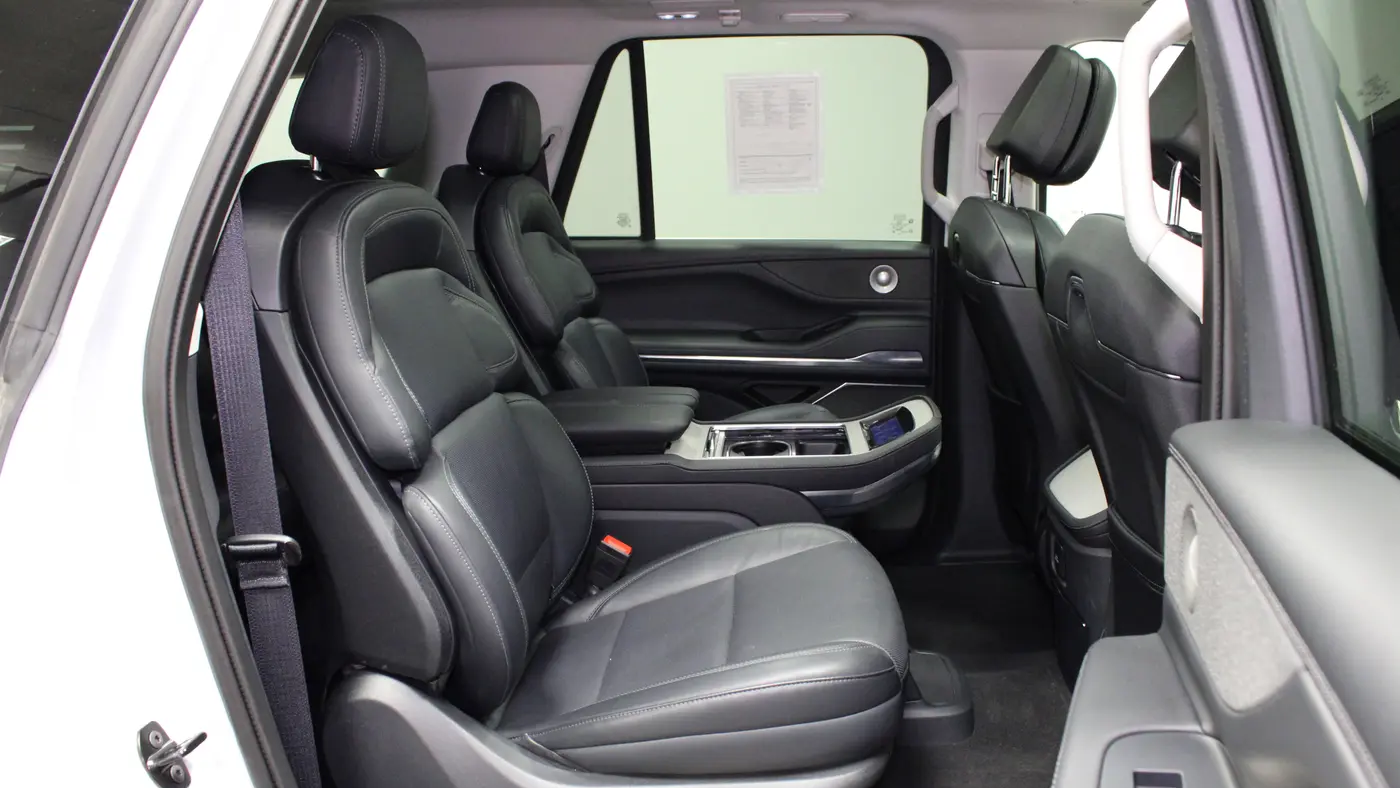 2025 Lincoln Navigator L Reserve