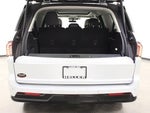 2025 Navigator L Thumbnail 13