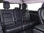 2025 Navigator L Thumbnail 19