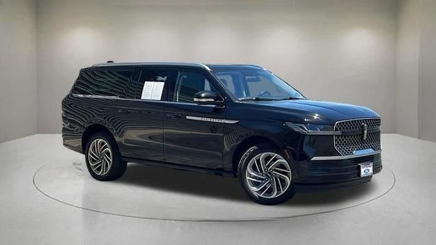 Preowned 2025 Lincoln Navigator L Reserve for Sale