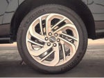 2025 Navigator L Thumbnail 8
