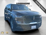 2025 Navigator L Thumbnail 1