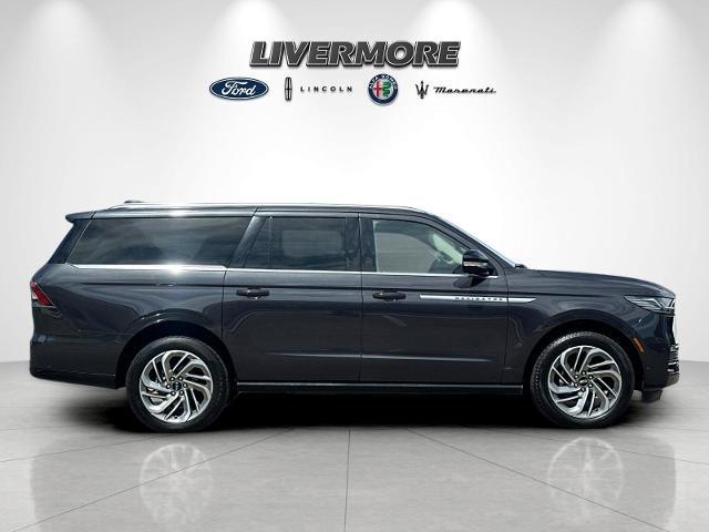 2025 Lincoln Navigator - $73,500