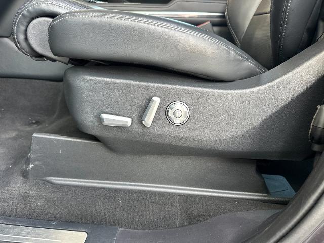 2025 Lincoln Navigator - $73,500