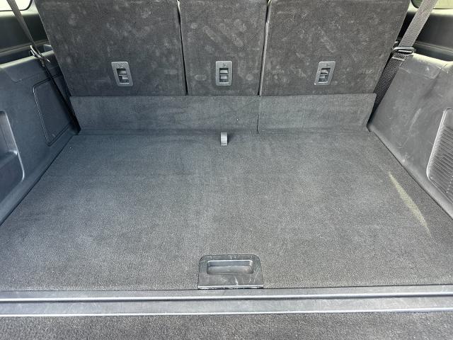 2025 Lincoln Navigator - $73,500