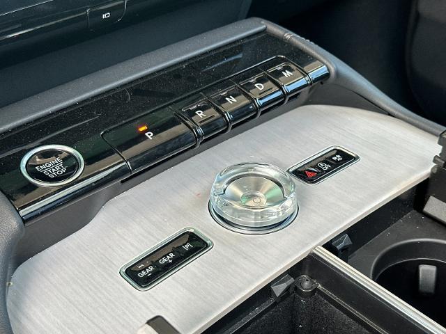2025 Lincoln Navigator - $73,500