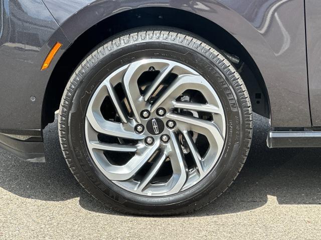 2025 Lincoln Navigator - $73,500