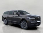 2026 Navigator L Thumbnail 8