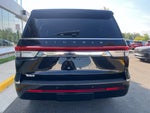 2023 Navigator L Thumbnail 8