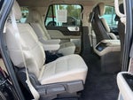 2023 Navigator L Thumbnail 21
