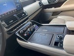 2023 Navigator L Thumbnail 35