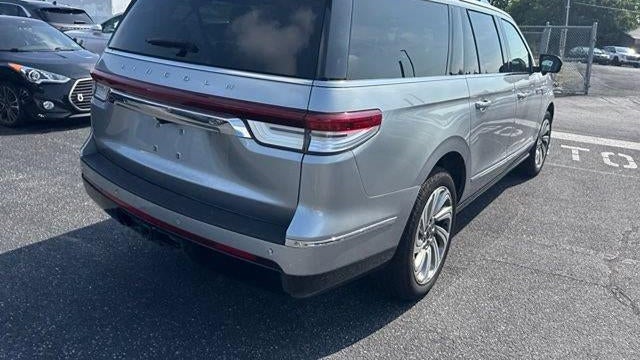 2023 Lincoln Navigator L Reserve